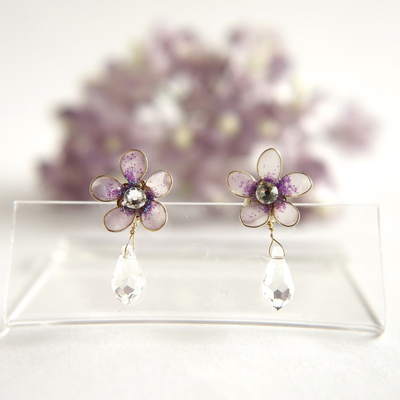 水晶和小紫羅蘭耳環/耳環/樹脂無穿孔樹脂耳環: Violet violet flower 第10張的照片