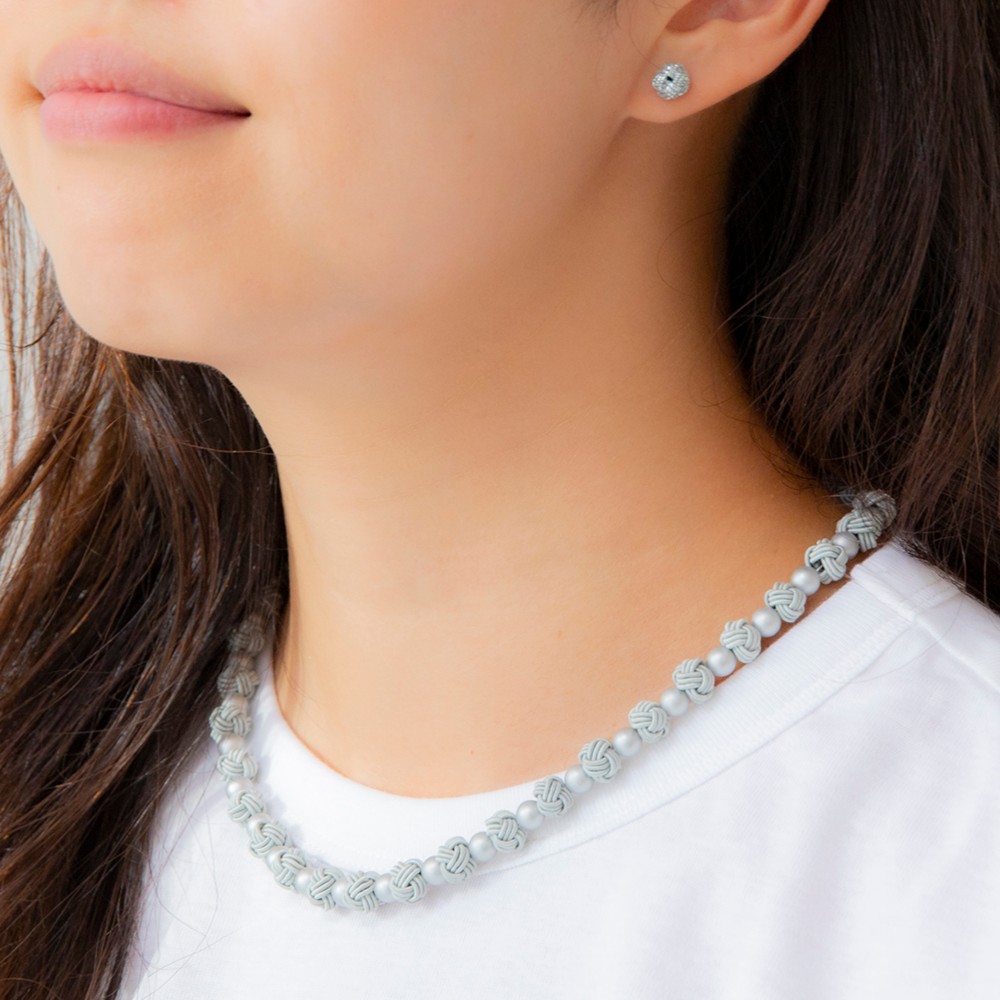 水引玉結びとパールのネックレス グレー