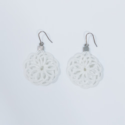 Mizuhiki Mandala 耳環 [單色] 白色 第1張的照片