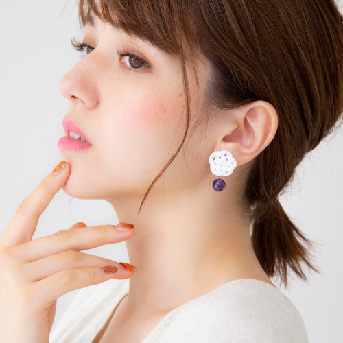 新作 シンプル 高品質 18K お洒落 大人可愛い 繊細 ネジ式 新作 シンプル 高品質 18K お洒落 大人可愛い 繊細 ネジ式