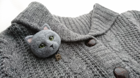 【一点物】羊毛ブローチ  ロシアンブルー 首輪付き☆ねこ ネコ 2枚目の画像
