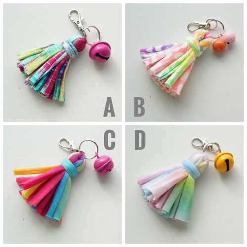 COLORFUL/選べる柄&鈴 ミニタッセルキーホルダー キーホルダー ゆきの