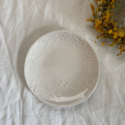 ミモザの皿　〈白〉15㎝ 1枚目の画像