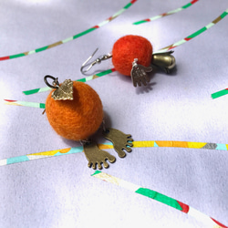 耳環●長手的小柿子和長腳的小橘子 第1張的照片