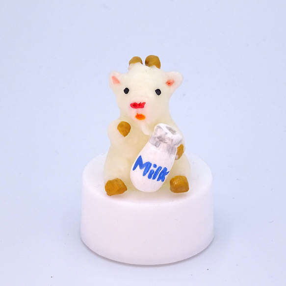 LEDキャンドルライト付き動物人形シリーズ「白ヤギ＆ミルク」 1枚目の画像