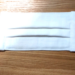 送料無料 プリーツマスク❤️6重ガーゼマスク  上質なトリプルガーゼ使用 白マスク 2枚目の画像