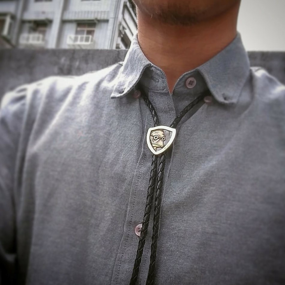 瘟疫醫師(烏鴉醫生)浮雕 黃銅保羅領帶 plague doctor brass bolo tie 第3張的照片