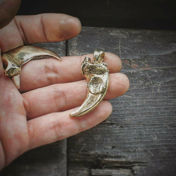 爪 黃銅單墜 brass Claw pendant 第2張的照片