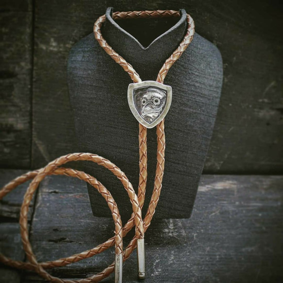 瘟疫醫師浮雕 手工銀質保羅領帶 plague doctor silver bolo tie 第5張的照片