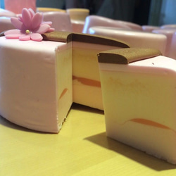 装飾として使用するか、自分で「使用」ケーキをカットすることができます-Sensoケーキギフトボックス（愛は永遠です） 3枚目の画像
