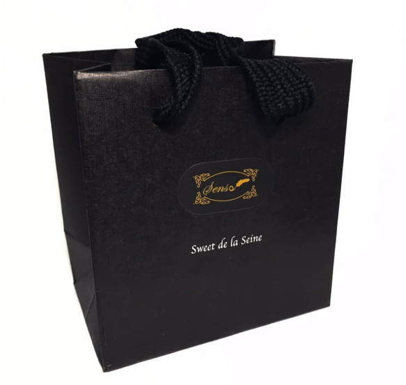 可以作為裝飾擺件的禮盒－Senso幸福祥雲馬卡龍禮盒 第4張的照片