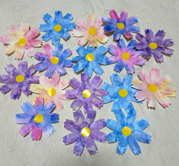 コスモス②・秋桜・折り紙・切り紙・壁面飾り【☆送料無料