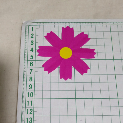 コスモス④・秋桜・折り紙・切り紙・壁面飾り【☆送料無料☆】 その他