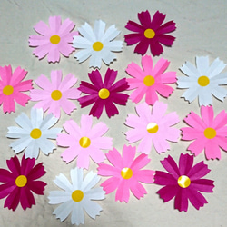 ☆再販☆コスモス①・秋桜・折り紙・切り紙・壁面飾り【☆送料無料