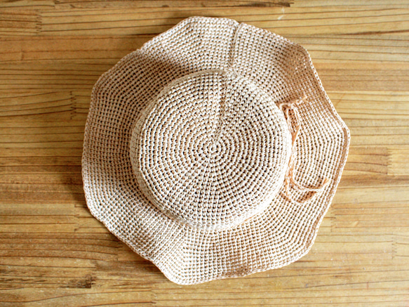 夏を編むひらひらツバ帽子 4枚目の画像