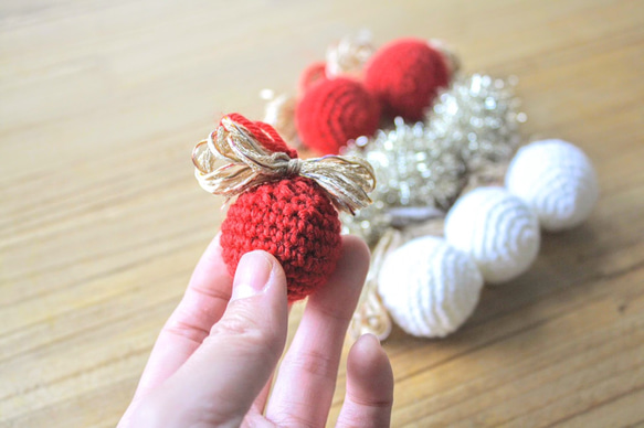 ミニなクリスマスニットオーナメント 1枚目の画像