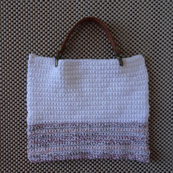 かぎ針編みのバッグ (グラデーション＆ホワイト) 1枚目の画像