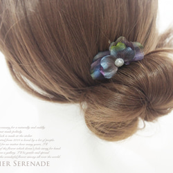 Floral hairclip 第2張的照片