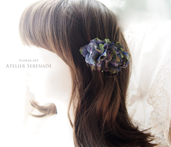 Floral barrette -cobalt blue 第3張的照片