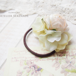 Floral hairtie 第3張的照片