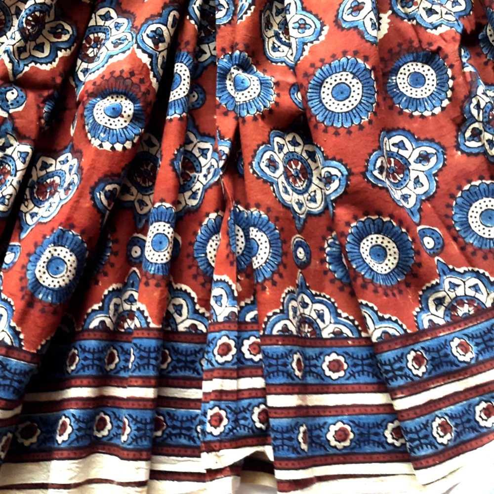 アジュラク染め 2.5mカット、ショール、インテリアにも。端まつり済み 伝統柄　ナチュラルダイ　レッド