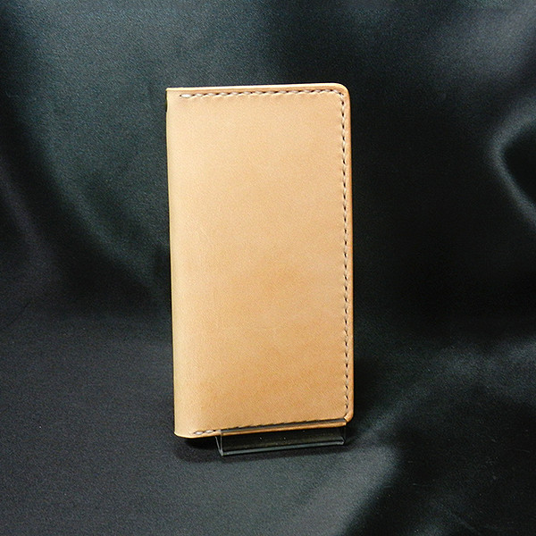 Xperia / Galaxy / AQUOS サドルレザー手帳型ケース　【xxx-010000】 4,565円