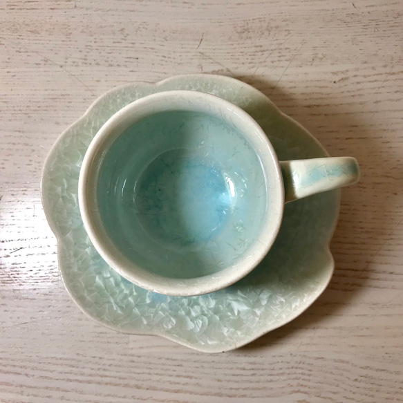 煌めき釉薬マグカップと雲のお皿セット(水色)中井町里都まちブランド 2枚目の画像