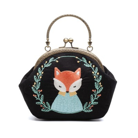 《小狐狸》刺繡小包包  Embroidered Little Fox Cross-body/Hand-carry Bag 第1張的照片