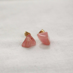 Rhodochrosite Stud Pierce w/ 14KGF ロードクロサイトのスタッドピアス 2枚目の画像