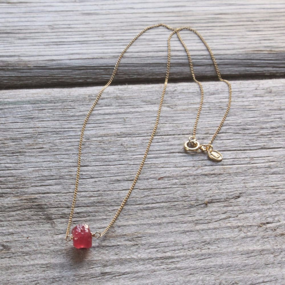 【Reserved】Rough Rock Ruby Necklace　K18Gold 4枚目の画像