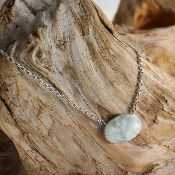 Angel Feather Fluorite Necklace エンジェルフェザーフローライトのネックレス 2枚目の画像