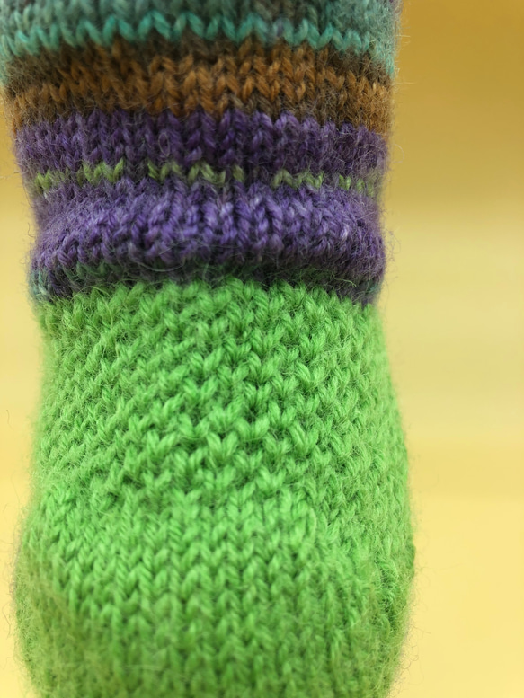 手編み靴下　Opal毛糸モネとずんだ使用 3枚目の画像