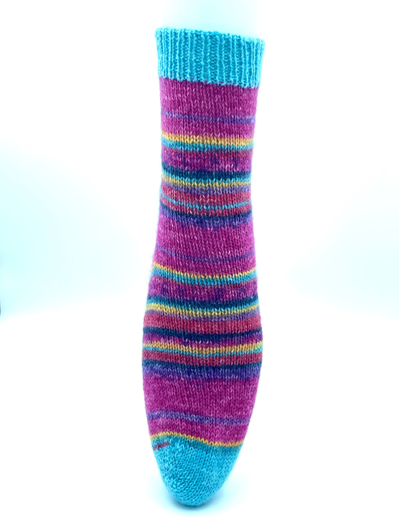 手編みの靴下　Opal毛糸使用 4枚目の画像