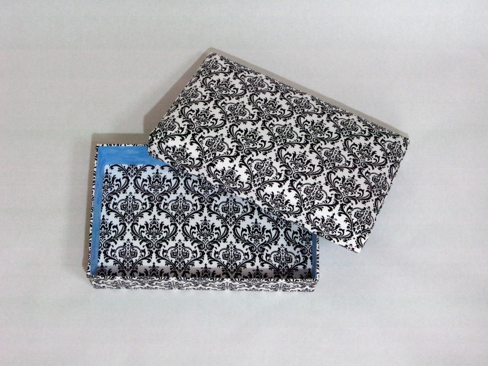 ＊在庫一掃/最終価格＊【数量限定】大人の裁縫箱（フリーボックス）・「ダマスク柄」×カルトナージュ・洋裁のプロ考案