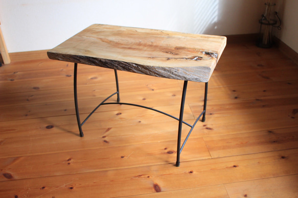 天然木　欅（けやき）のテーブル　一点もの 4枚目の画像