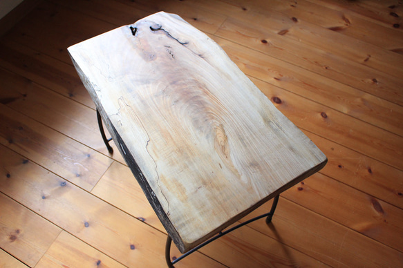 天然木　欅（けやき）のテーブル　一点もの 7枚目の画像