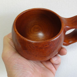 　花梨の一木彫りコーヒーカップ 2枚目の画像