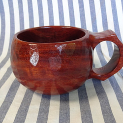 　花梨の一木彫りコーヒーカップ 4枚目の画像