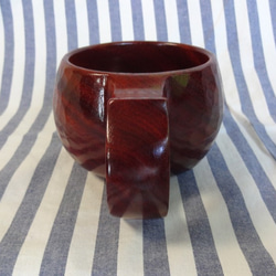 　花梨の一木彫りコーヒーカップ 5枚目の画像
