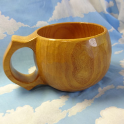 大ぶりな桑の一木彫りコーヒーカップ。 4枚目の画像