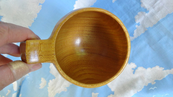大ぶりな桑の一木彫りコーヒーカップ。 7枚目の画像