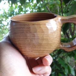 栗の木の一木彫りコーヒーカップ 1枚目の画像
