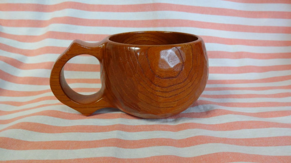 櫸木雕刻咖啡杯 第4張的照片