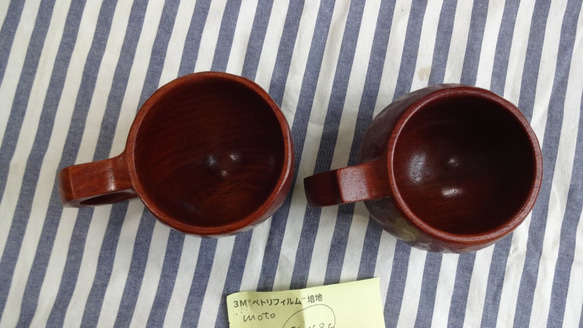 moto様受注作品　赤茶っぽい花梨のペア一木彫りコーヒーカップ 4枚目の画像