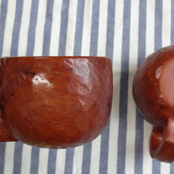 moto様受注作品　赤茶っぽい花梨のペア一木彫りコーヒーカップ 5枚目の画像