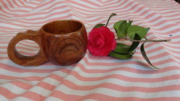 　　　ケヤキの一木彫りコーヒーカップ 1枚目の画像