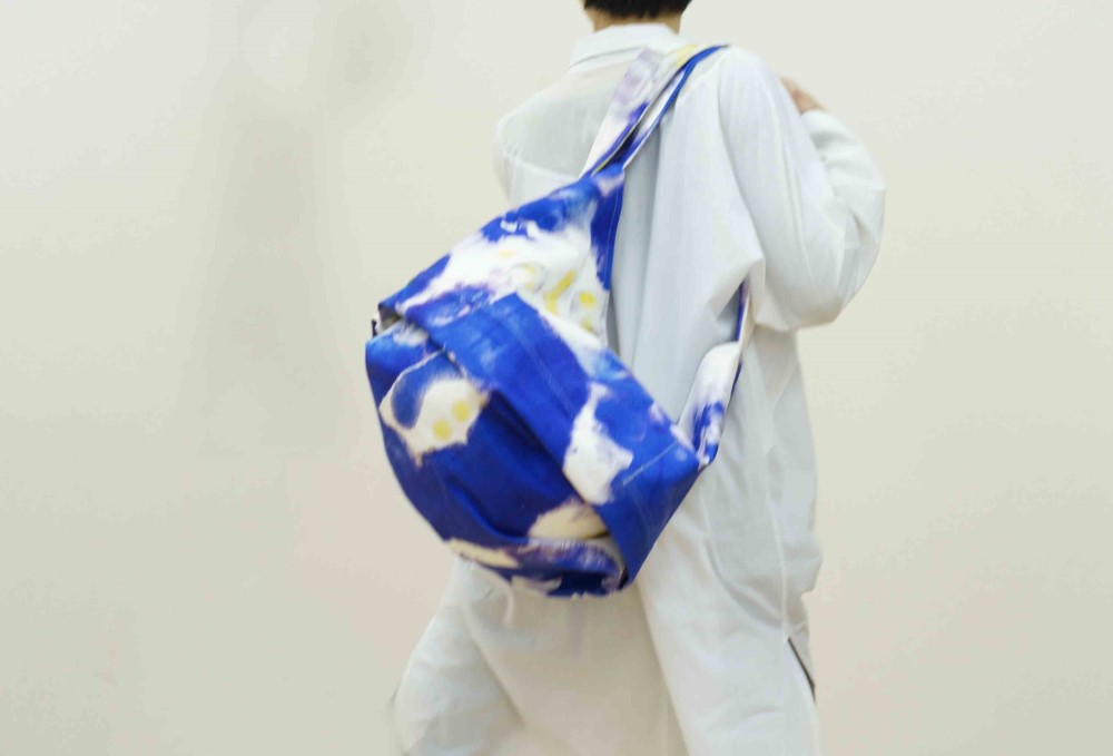 《送料無料》グラデーション柄プリント岡山デニムストレッチ生地使用MAMAバッグ＃Blue