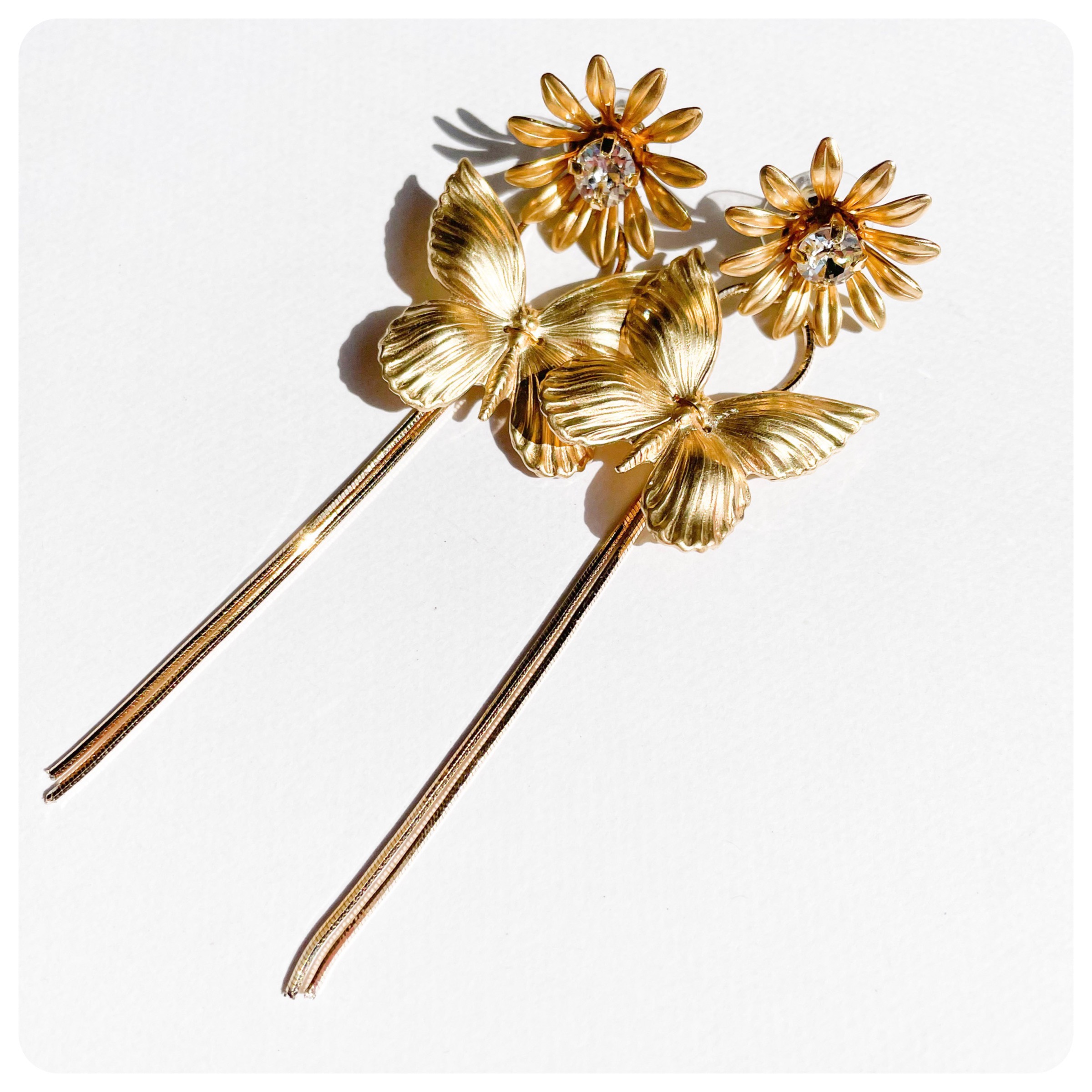 バタフライチェーンピアスブライダル海外発送可　ブライダルアクセサリー　ウェディングアクセサリー