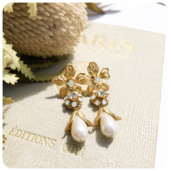 黃銅花朵珍珠耳環新娘海外送貨可用 第1張的照片