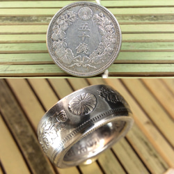 戒指由日本老银币制成(纯银80％)１０号尺寸 第4張的照片